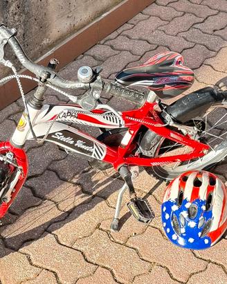 Bicletta bimbi con caschetto
