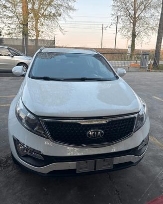 KIA SPORTAGE 3a Serie DEL 2015 PER RICAMBI