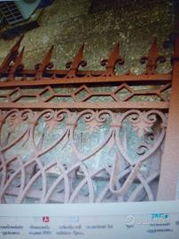 Cancello antico in ferro battuto