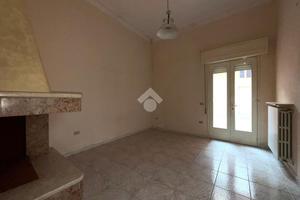 CASA SEMINDIPENDENTE A MESAGNE
