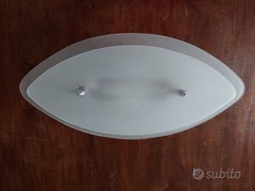 Lampadario con vetri satinati