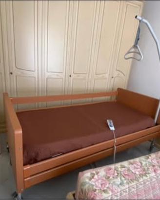 Letto da degenza +rete elettrica +materasso