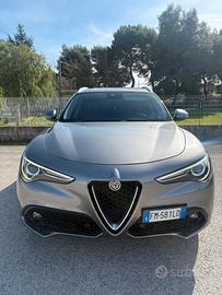 Alfa Romeo Stelvio Stelvio 2017 2.2 t Executive Q4