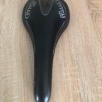 Sella bici Italia carbonio