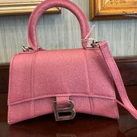 Borsa Hourglass di Balenciaga rosa