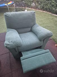 DIVANO USATO VERDE PETROLIO