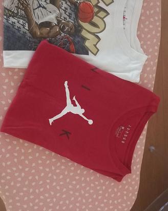 T-shirt nike tutte 4 usate poco.Il prezzo e' cad.