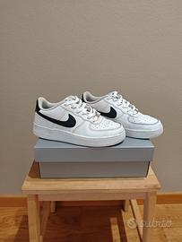 Nike Air Force 1 Low – Bianco/Nero