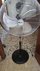 Ventilatore a piantana con asta semovibile