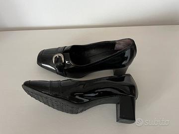 Scarpe vernice donna  Falcomer