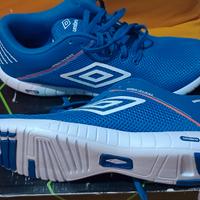 SCARPE  GINNICHE  UMBRO  NUOVE