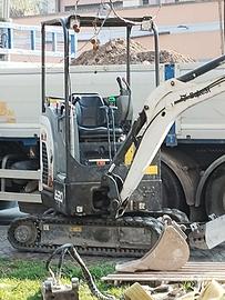 Mini escavatore Bobcat e 20