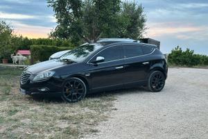 Lancya Delta 1.6 105 cv