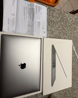 Macbook pro 13 16gb ram 512gb 2020 a2251