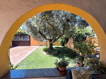 Villetta con giardino pochi passi dal mare