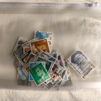 blocchi da 100 francobolli diversi