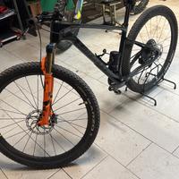 Mtb 29 Giant  XTC fox32 sram xx1 axs 12 Mavic carb