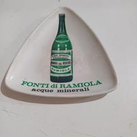 fonti di ramiola piattino triangolare in melammina