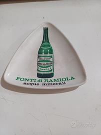 fonti di ramiola piattino triangolare in melammina