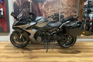 Suzuki GSX S 1000 GT - Valigie e scarico Yoshimura