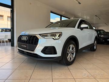 Audi Q3 35 TDI S tronic Business Advanced Matrix