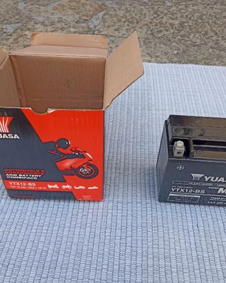 Batteria Yuasa YTX-12BS