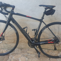 Bici da strada TREK Domane 4,5 Disc Endurance