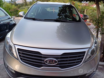 Macchina KIA sportage