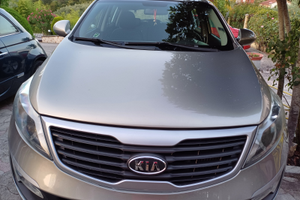 Macchina KIA sportage