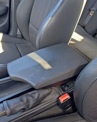 Poggia braccio BMW 118 del 2010