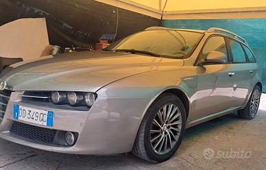 Alfa Romeo 159 1.9 JTDm 16V Distinctive