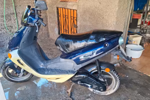 Scooter Aprilia SR 50