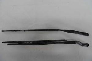 BRACCI PORTASPAZZOLE TERGICRISTALLI DX E SX LANCIA