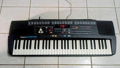 Pianola Roland con sintetizzatore