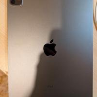iPad Pro con Accessori Originali
