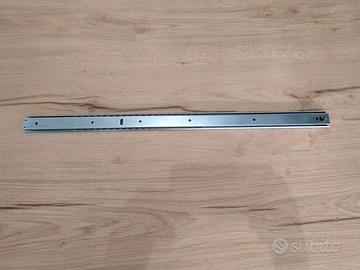 Guide cassetti lunghezza 61 cm nuove