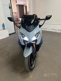 Tmax 560