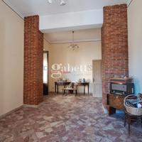 Ampio appartamento in via Roma AC/108