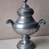 Vaso anfora decorativo vintage in peltro in stile