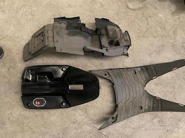 pezzi carene originali booster mbk