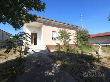 CASA SEMINDIPENDENTE A SAN MARTINO DALL'ARGINE