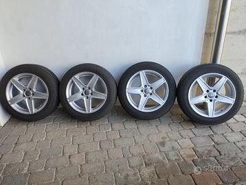 Gomme invernali 215/60/ R17" e cerchi