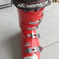 scarponi sci Nordica