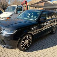 Land Rover Range Rover Sport 3.0 sdV6 HSE Dynamic