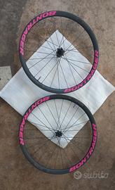 Cerchi gravel Bontrager aeulus pro 3V
