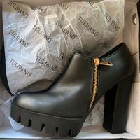 Scarpe chiuse, con tacco alto, colore nero, nr. 40