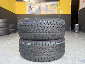 2 Gomme 205/50R17 93V Pirelli Invernali 80%residui