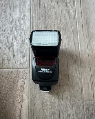 Flash NIKON SB 700