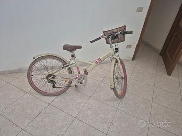 Bici B-Twin per bambina