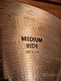 Piatto Zildjian Medium Ride 20"